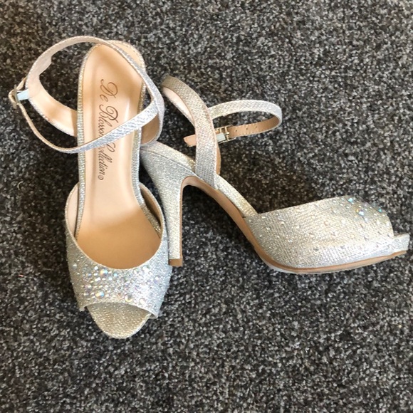 De Blossom Collection Sparkly Heels Silver - Picture 1 of 7